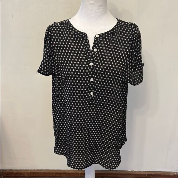 LOFT Black and White Flutter Short Sleeve Sleeve Blouse Size S EUC - Picture 1 of 9